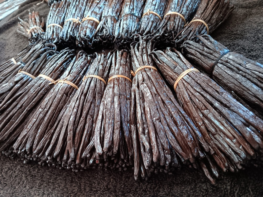 Madagascar Gourmet Bourbon Vanilla Beans 16–18 cm – Pack of 3 Beans
